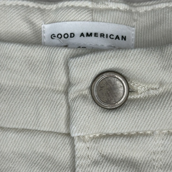 GOOD AMERICAN Good Classic High Rise Slim Straight in Bone001 Size 31 - Picture 5 of 13